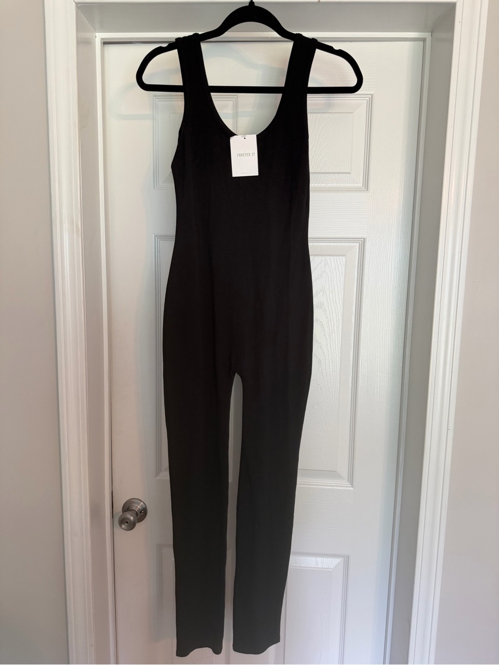 Forever 21 Black Sleeveless Scoop-Neck Jumpsuit